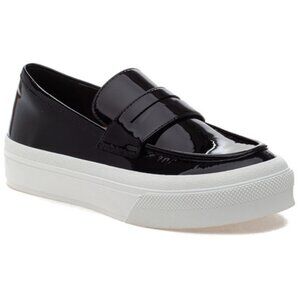 GIGI js black patent leather